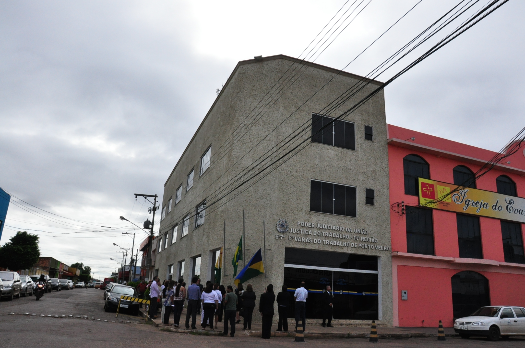 Fachada do prédio onde fica a 6ª Vara