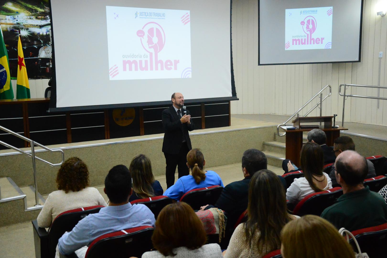 Palestra com o corregedor da Procuradoria-Geral Federal, Gilberto Waller Junior