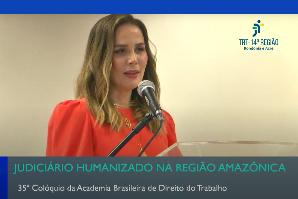 Foto da Juíza Cristiana D´Arc e texto de sua palestra: "Judiciário Humanizado na Região Amazônica”.