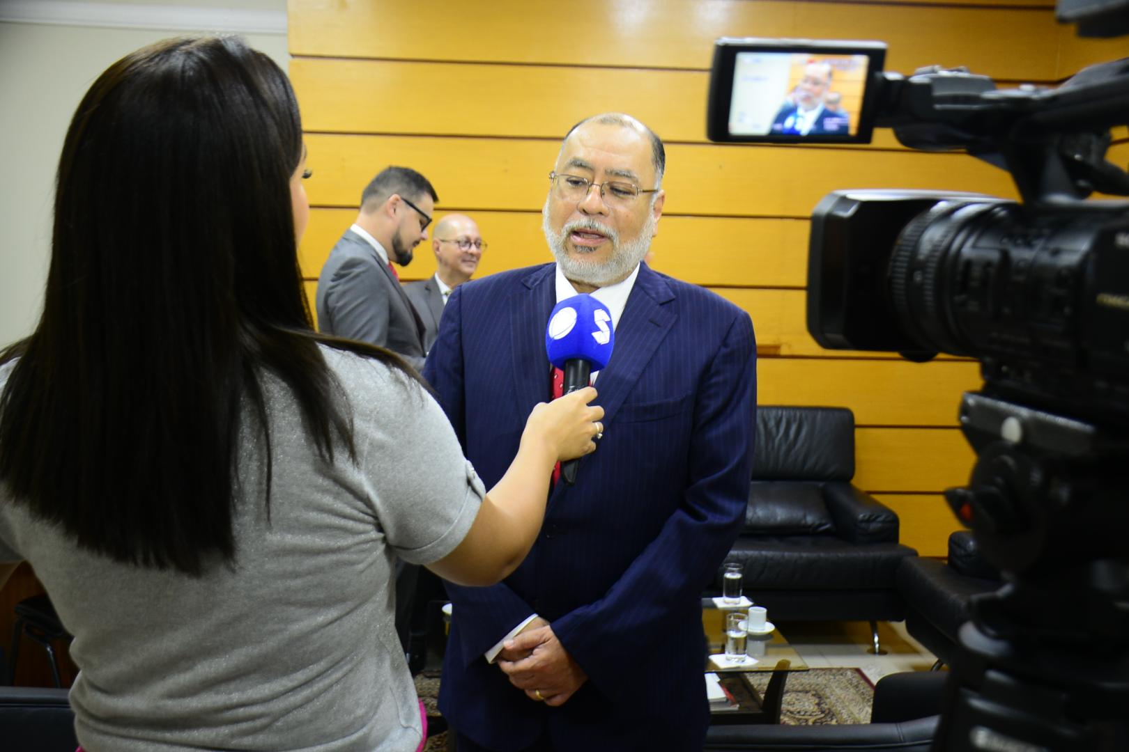 TRT-14 e OAB/RO fortalecem laços em encontro pré-posse