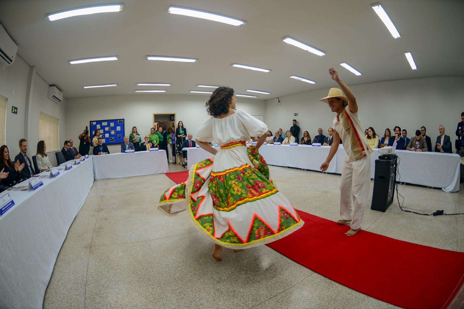 Apresentação Duo Carimbó