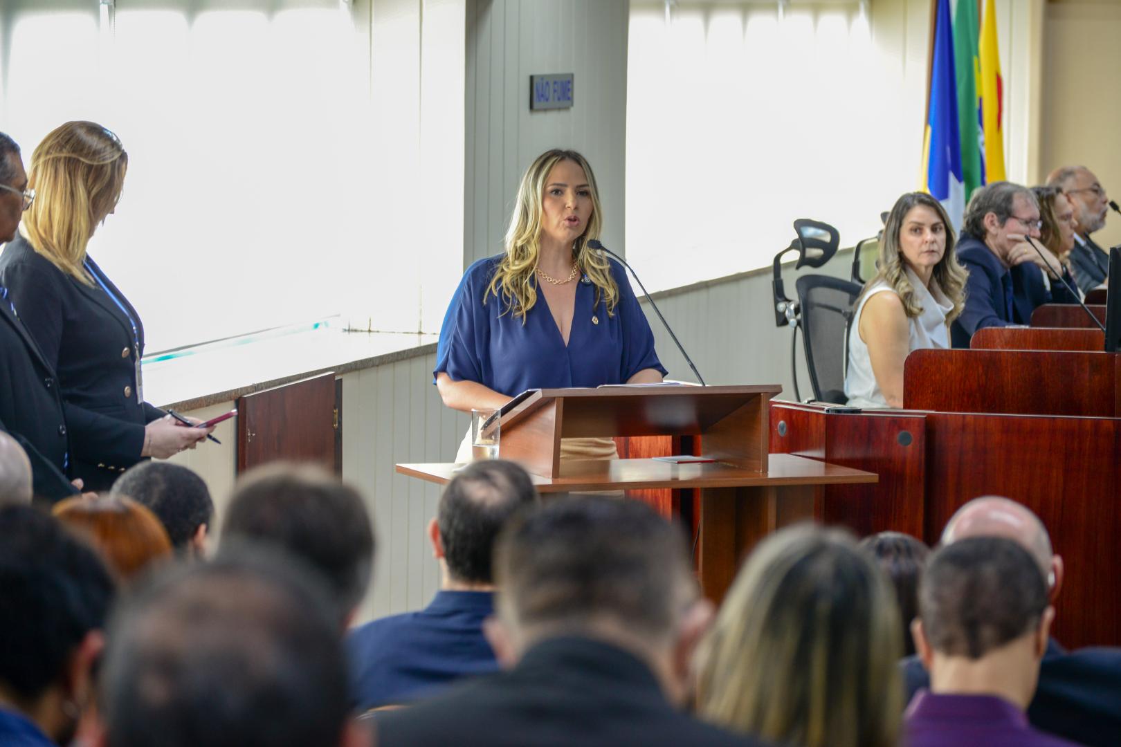 Imagem do Tribunal Pleno durante sessão solene da abertura do Ano Judiciário. 