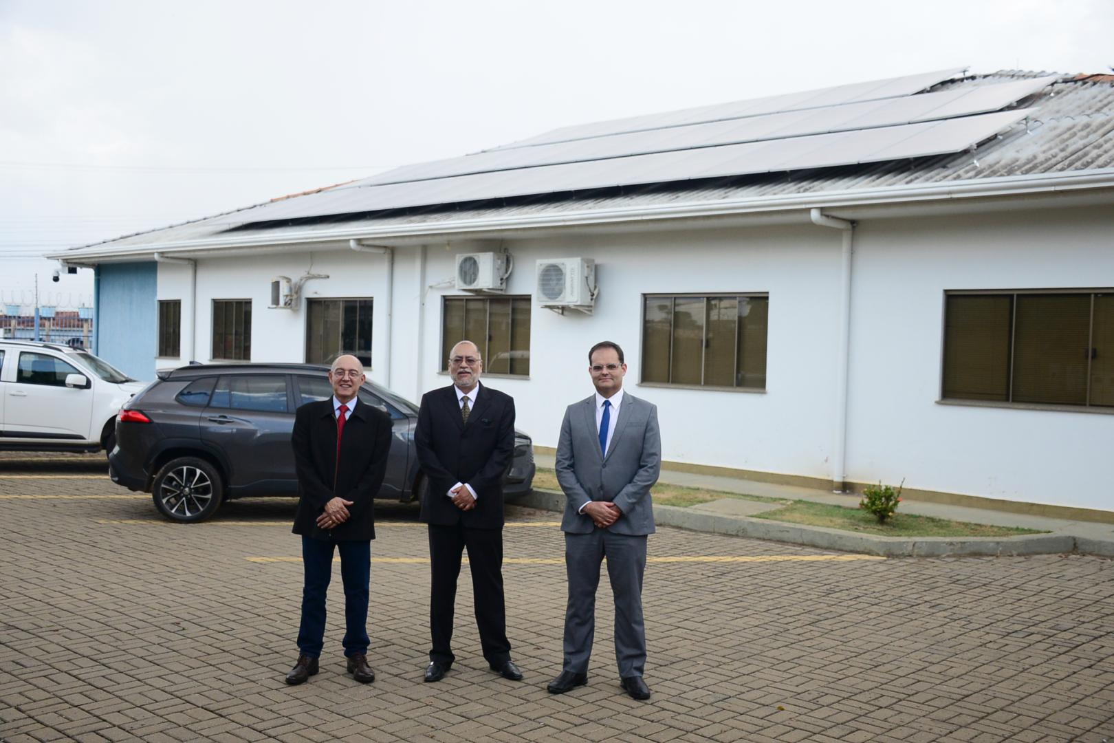 TRT-14 inaugura o seu primeiro sistema de energia solar fotovoltaica