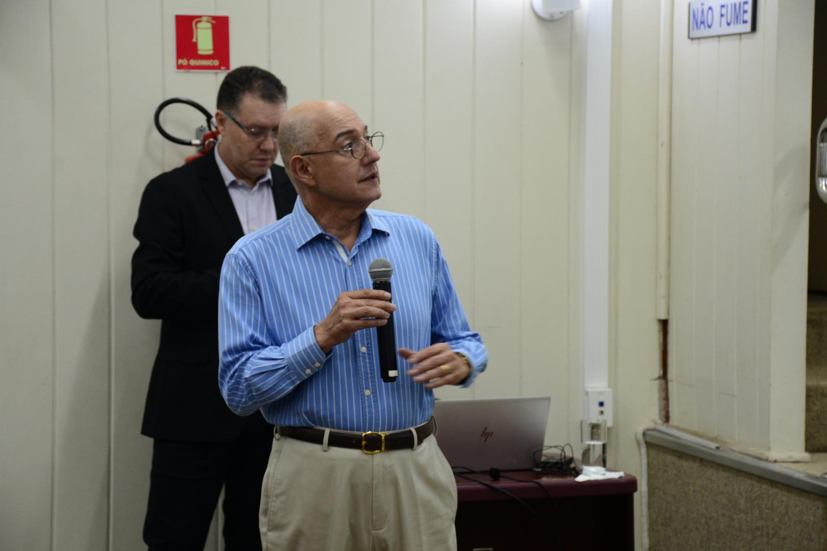 Reunião de Análise da Estratégia de 2025 