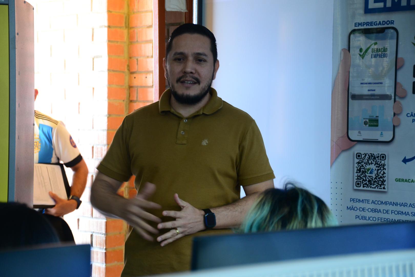 Curso ofereceu mentoria, programação, robótica e reflexão sobre empregabilidade para meninas de 14 a 18 anos da rede estadual