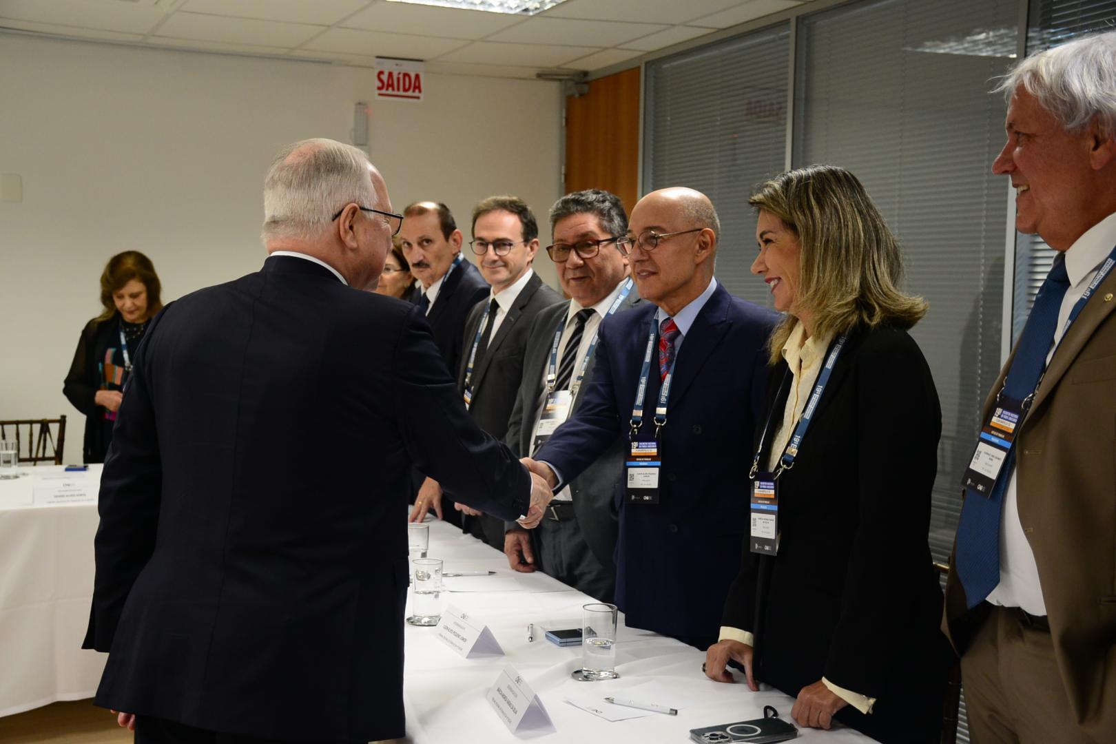 Reunião do presidente do CNJ, min. Edson Fachin, com presidentes de tribunais do trabalho