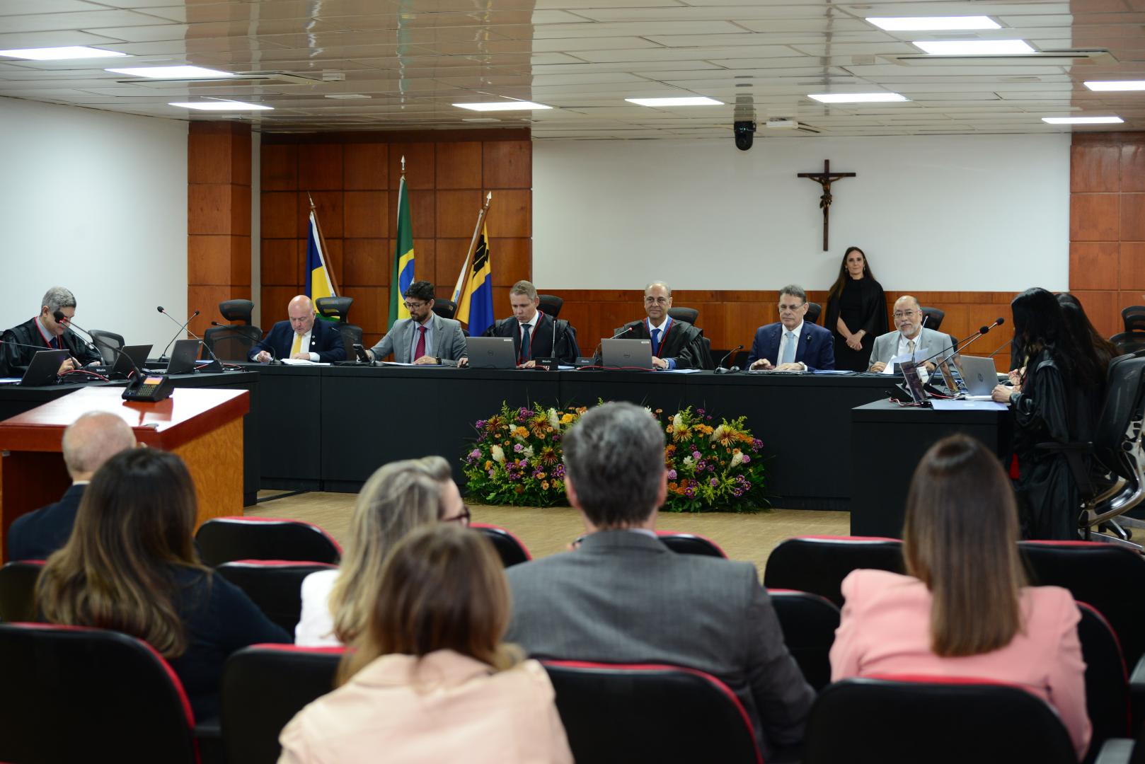 Desembargador Carlos Lôbo, representou a JT na sessão celebrativa do TJRO.