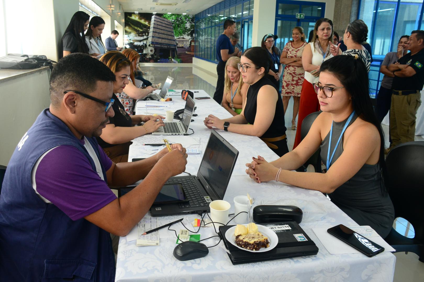 Campanha de vacinação para servidores e familiares