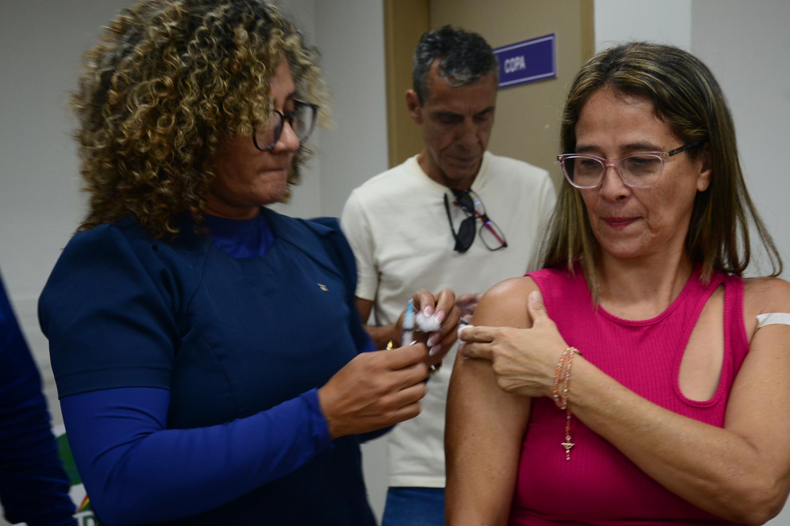 Campanha de vacinação para servidores e familiares