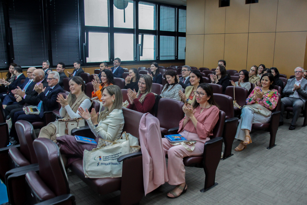 Encontro nacional fortalece integração entre secretarias-gerais da Justiça do Trabalho com participação do TRT-14