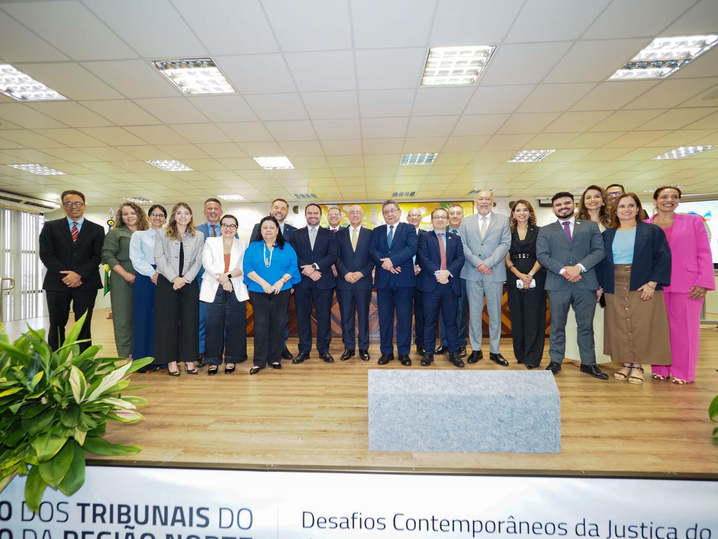 TRT-14 fortalece cooperação na Amazônia com acordo inédito e assinatura da Carta de Manaus