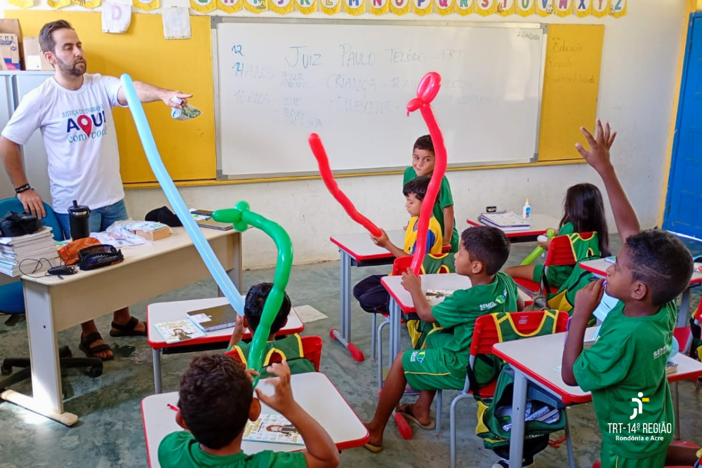 Escola Municipal João de Barros Gouveia, no Distrito de Demarcação