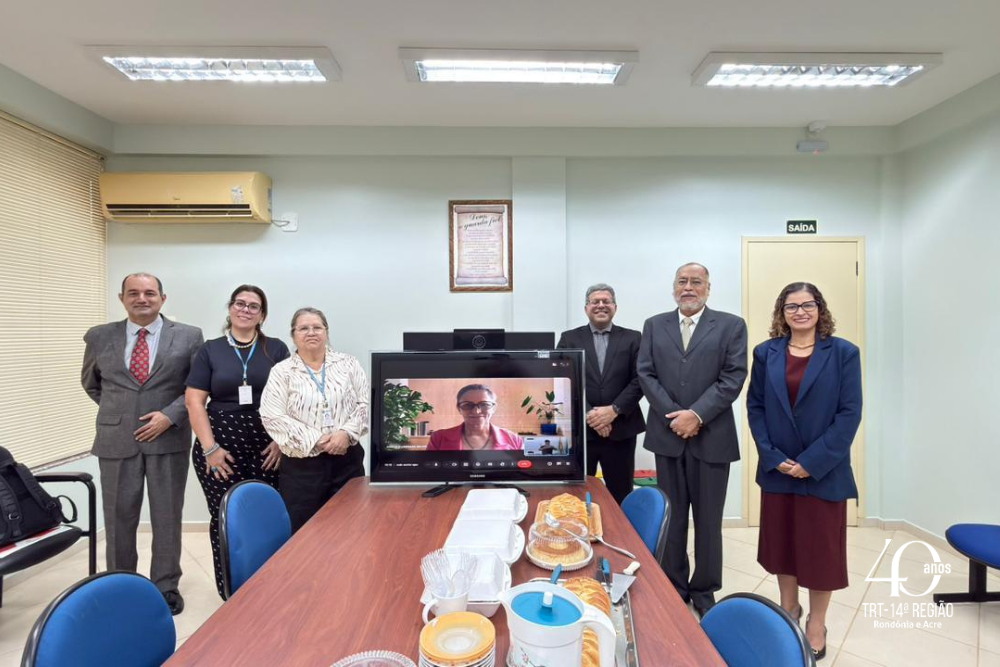  Vara do Trabalho de Buritis e equipe