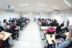 Sala de aula lotada durante 2ª Semana de Integração da Setic do TRT14